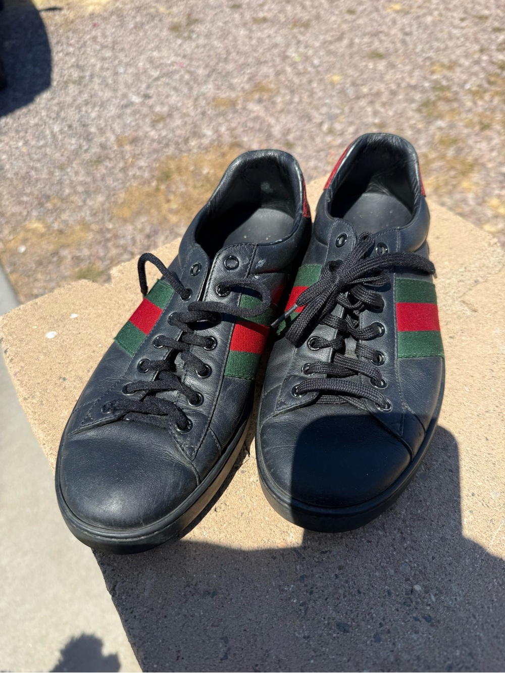 Gucci Black Leather Sneakers with Signature Green & Red Stripe - Picture 6 of 16